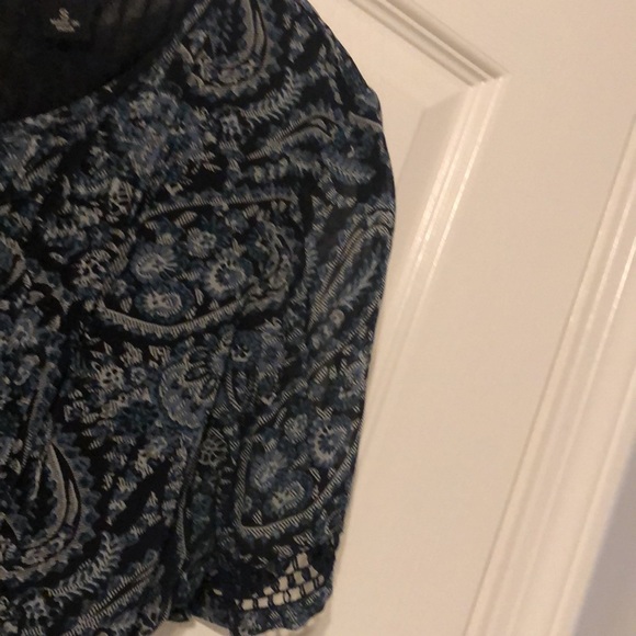 Lucky Brand paisley chiffon cap sleeve tie front dress in blue and black EUC - Picture 4 of 13